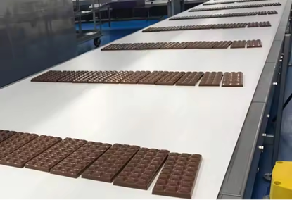 Полностью автоматическая машина для производства молочного шоколада
